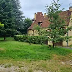 Prázdninový dům Maison Familiale Renovee Avec Grand Jardin Et Animaux Acceptes - Fr-1-616-520